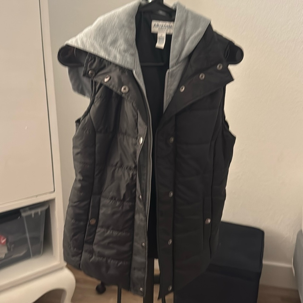 Vest with hoodie